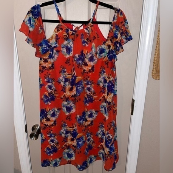 As U Wish Dresses & Skirts - As U Wish Floral Cold Shoulder Mini Dress​